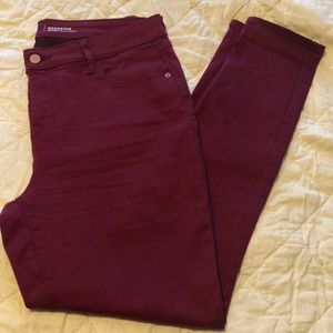 Old Navy Rock Star Mid Rise Burgundy Jeans LikeNew